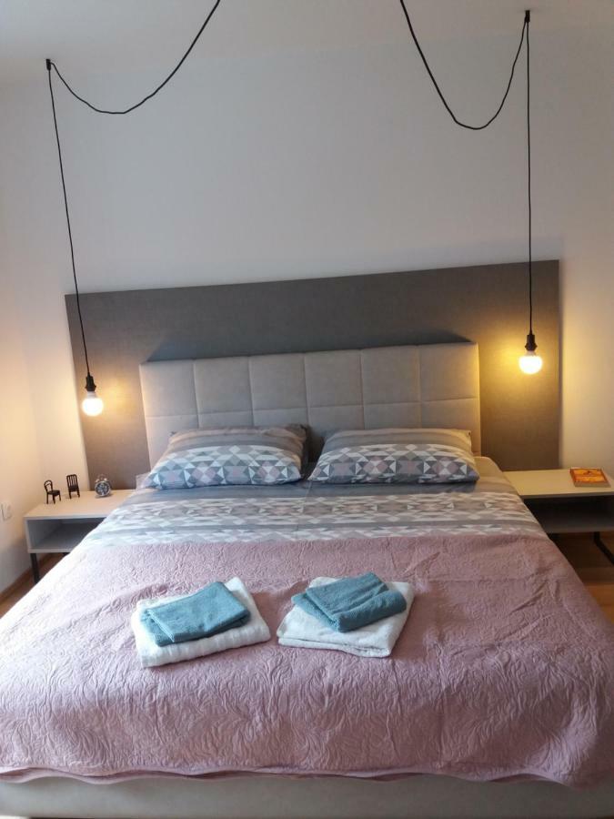 Lola App In City Center, 4+1 Pax Pula Extérieur photo